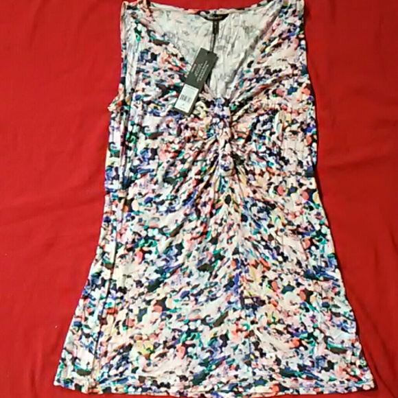 Daisy Fuentes Tops - NWT* Daisy Fuentes modern madness coral combo Sz S